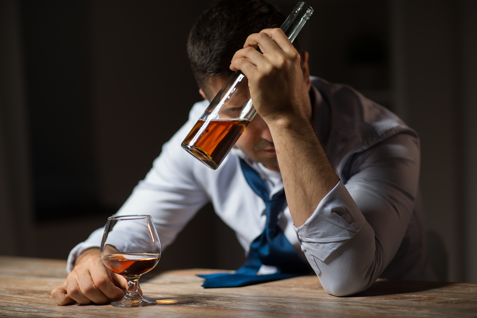 What is a High Functioning Alcoholic?: Warning Signs That Someone Is a High Functioning Alcoholic